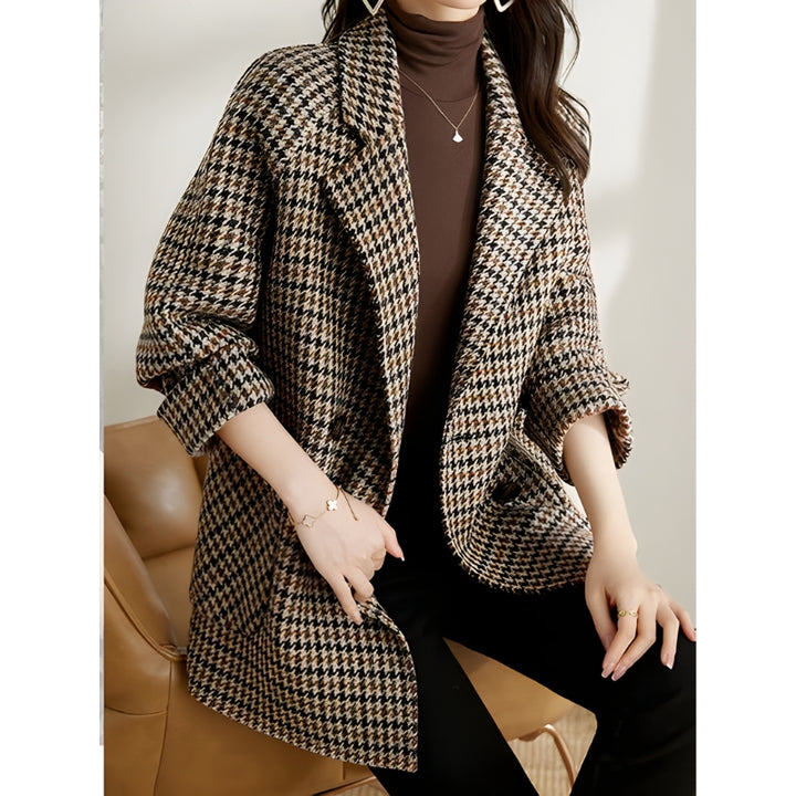 Damenmantel mit Reverskragen und Knopfleiste