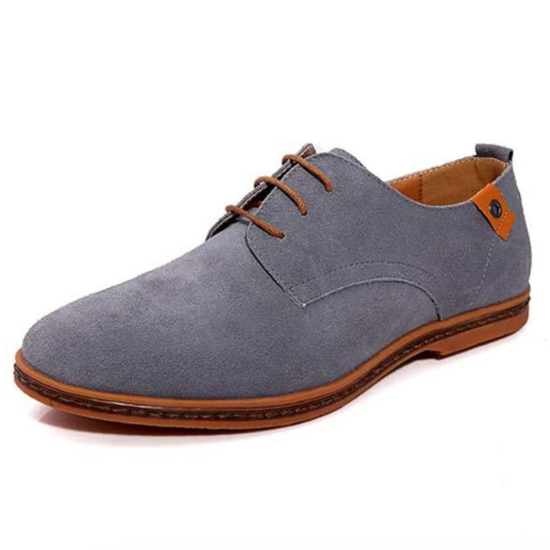 Herren Schnürschuhe mit feiner Naht und flacher Sohle