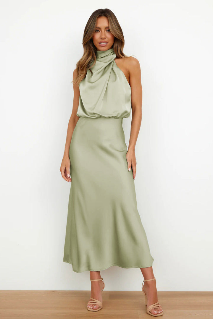 Jeannette Elegantes Maxikleid mit Neckholder
