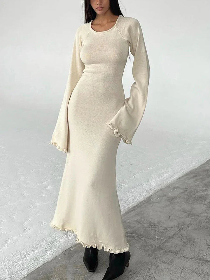 Carmen Langärmeliges Kleid mit offenem Rücken