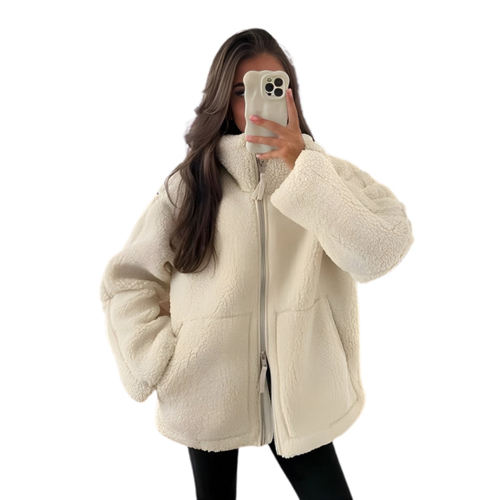 Weit geschnittene Damenjacke mit Vordertaschen