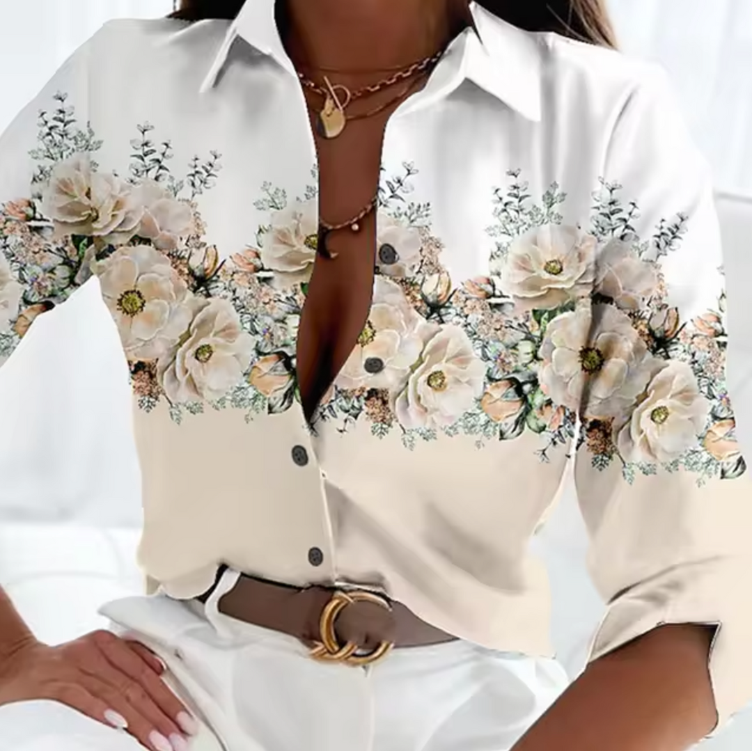 Beigefarbene Damenbluse mit zartem Blumenmuster leichte Blumenmuster-Bluse für einen natürlichen Sommerlook