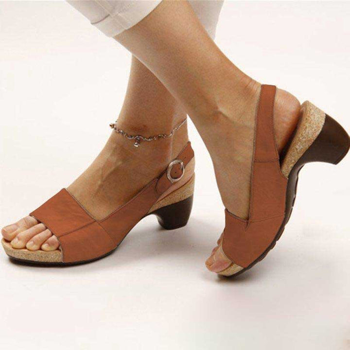 Bequeme Absatz-Sandalen für Damen in Braun stilvolle Damensandalen für elegante Freizeit-Outfits