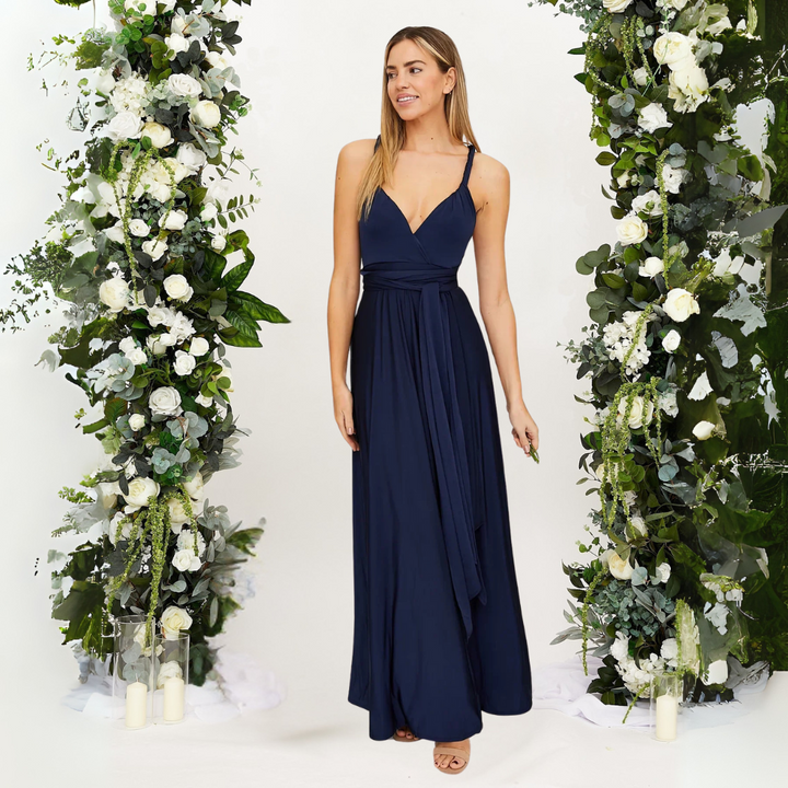 blaues Damen-Maxikleid mit plissiertem Rock als elegantes Hochzeitsgast-Maxikleid für Feierlichkeiten