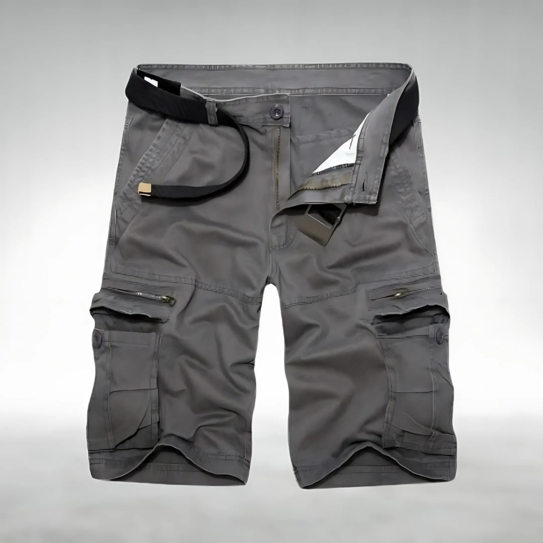 Cargo-Shorts in Dunkelgrau mit praktischen Taschen, verstellbaren Gürtel und robuster Schnitt für Herren.
