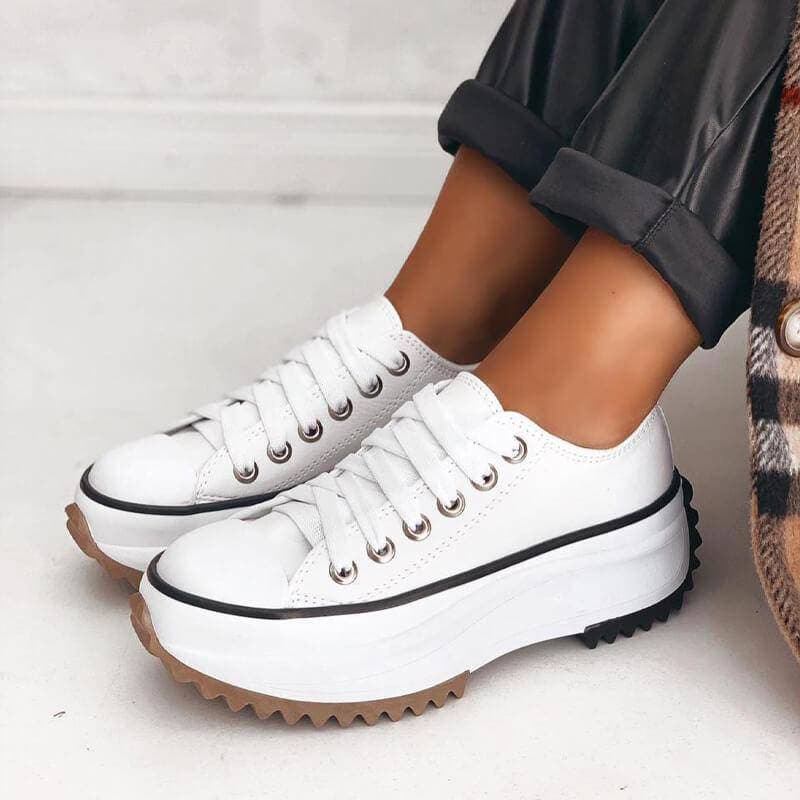 Damen Halbschuhe mit Schnürung und dicken Sohlen