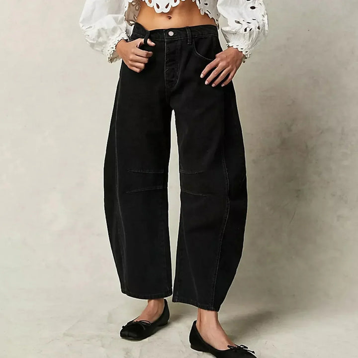 Damensjeans mit Reißverschluss vorn und Taschen