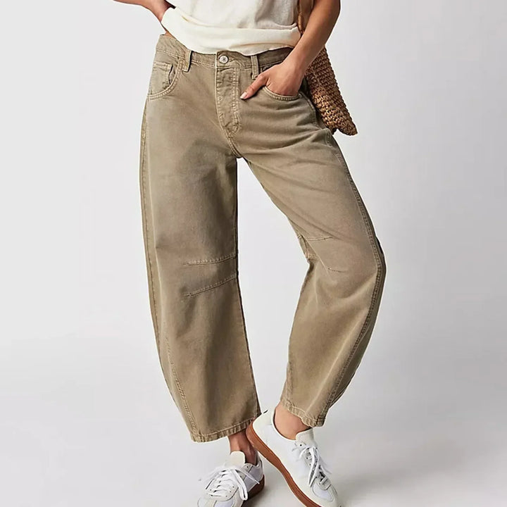 Damensjeans mit Reißverschluss vorn und Taschen