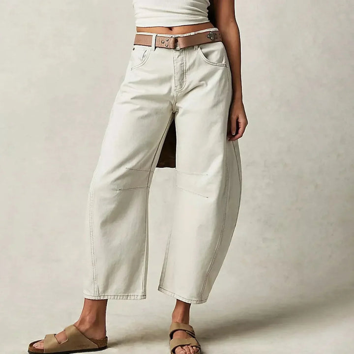 Damensjeans mit Reißverschluss vorn und Taschen
