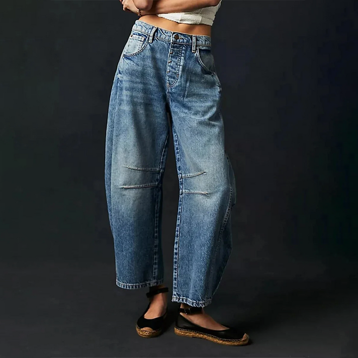 Damensjeans mit Reißverschluss vorn und Taschen