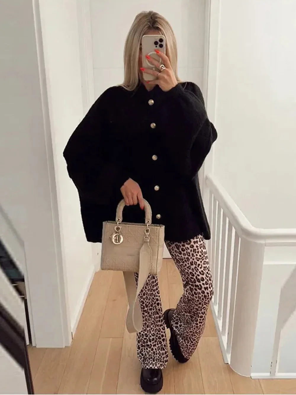 Damen Langarm Cardigan mit Rundhalsausschnitt und Rippbündchen
