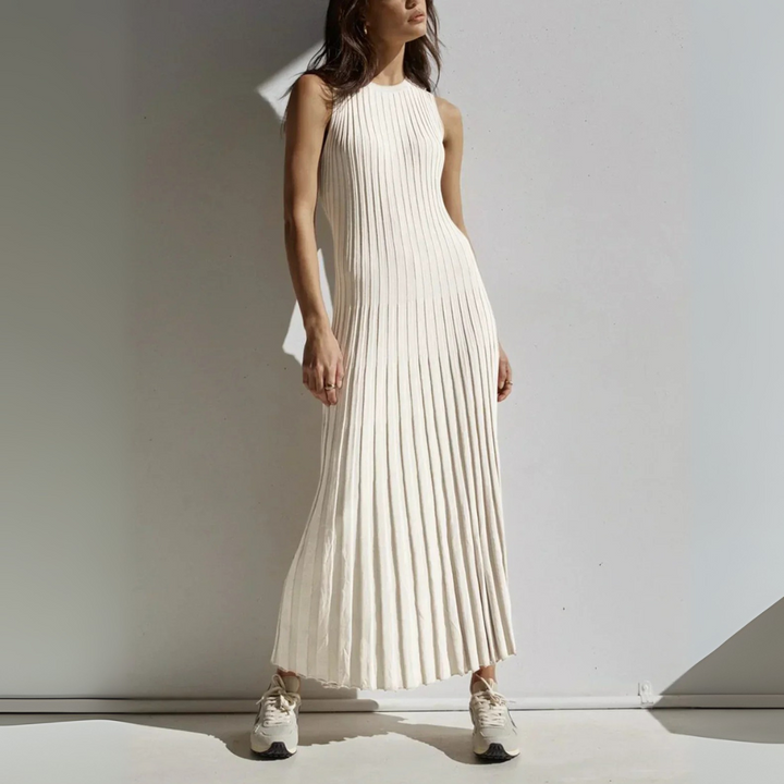 Damen Maxikleid mit Rundem Halsausschnitt und Vertikalen Falten