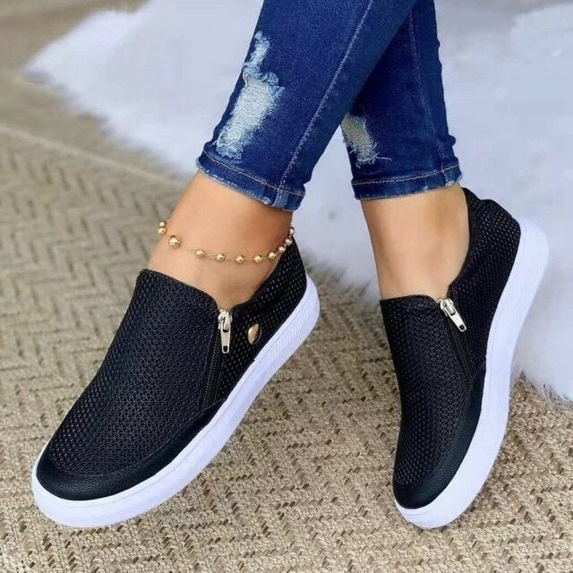 Damen Schlupf-Sneaker mit runder Zehenpartie und Seitreißverschlüssen