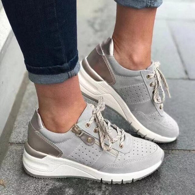 Damen-Sneaker mit Schnürung und seitlichem Reißverschluss