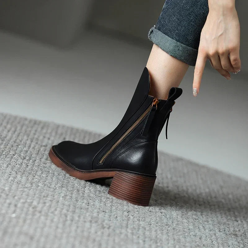 Damen Stiefeletten mit Seitlichem Reißverschlusszug und Blockabsatz