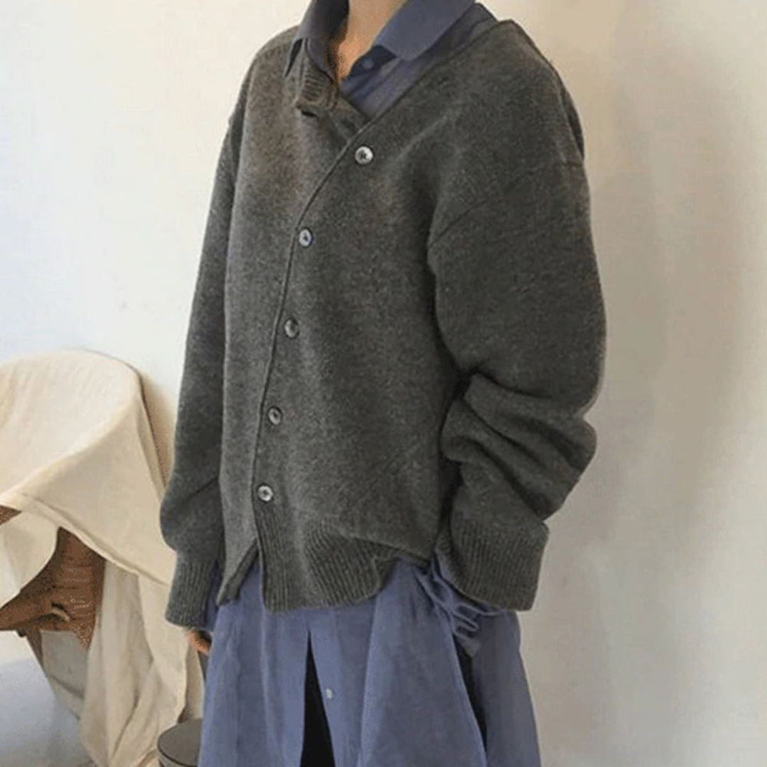 Damen-Strickjacke mit asymmetrischer Knopfleiste und Rippbündchen