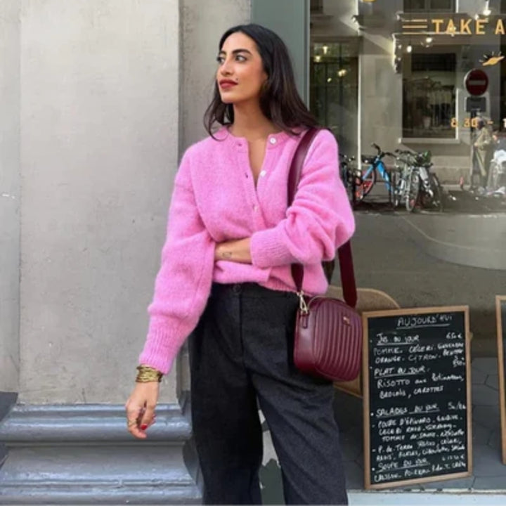 Damen Strickjacke mit Rundhalsausschnitt und Knopfleiste