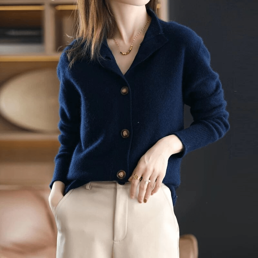 Damen Strickjacke mit Stehkragen und durchgehender Knopfleiste