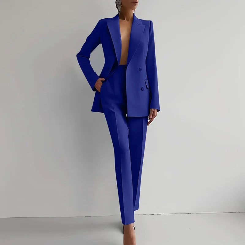 Damen-Zweiteiler mit doppelreihigem Blazer und gerader Hose