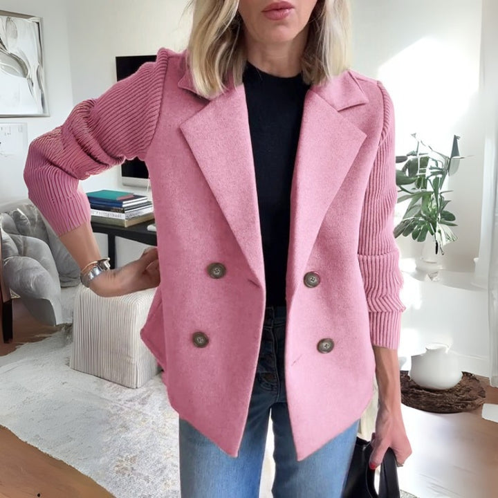 Damenblazer mit Rippstrickärmeln doppelreihig mit breitem Revers
