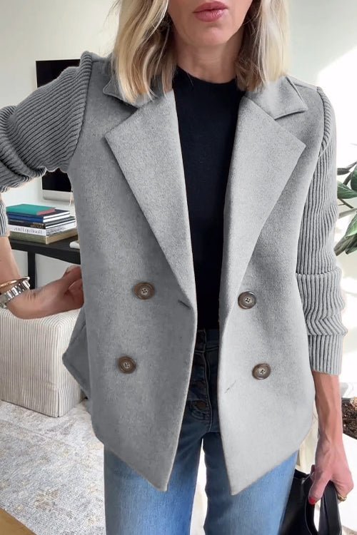 Damenblazer mit Rippstrickärmeln doppelreihig mit breitem Revers