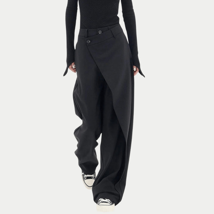 Damenhose mit asymmetrischem Bund und weiten Beinen