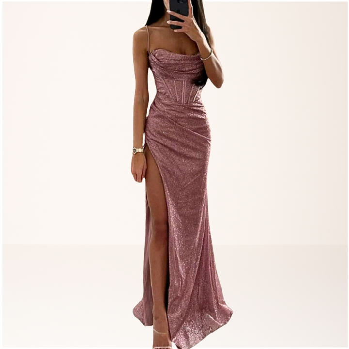 Zartes rosa Satin Abendkleid für Damen, mit femininen Details und einem klassischen Schnitt, perfekt für elegante Veranstaltungen.