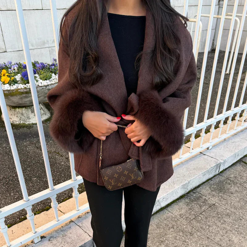 Damenmantel mit Schalkragen Bindegürtel und Fellbündchen