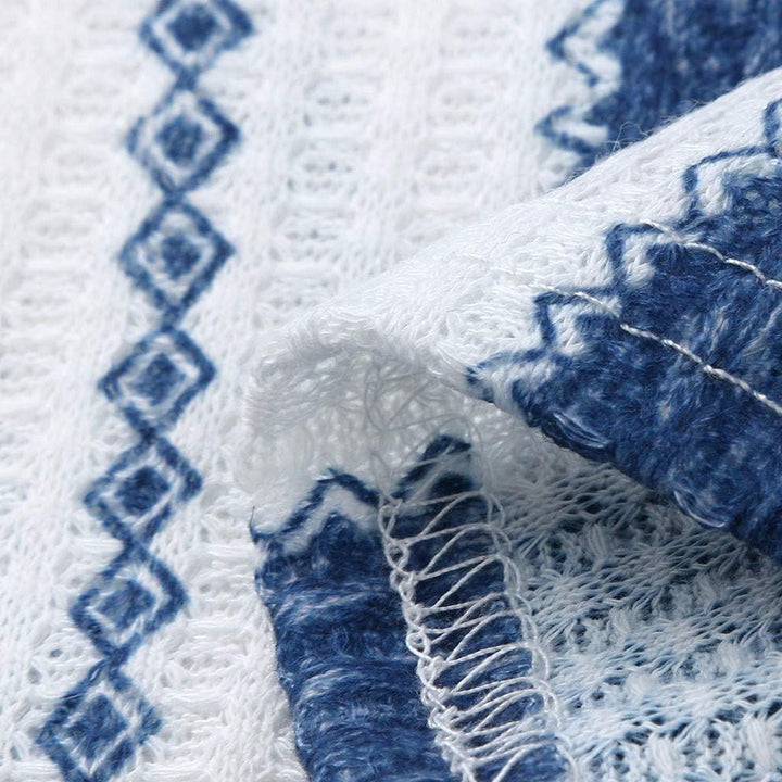 Damenpullover mit V-Ausschnitt und gestreiften Ärmeln