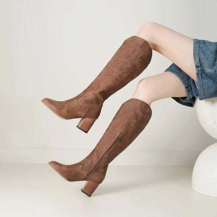 Damenstiefel mit Seitlichem Halbzip und Spitzer Zehenpartie