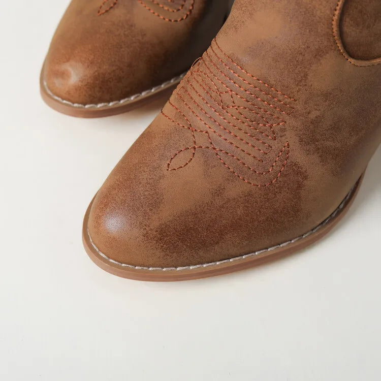 Damenstiefel mit Seitlichem Halbzip und Spitzer Zehenpartie