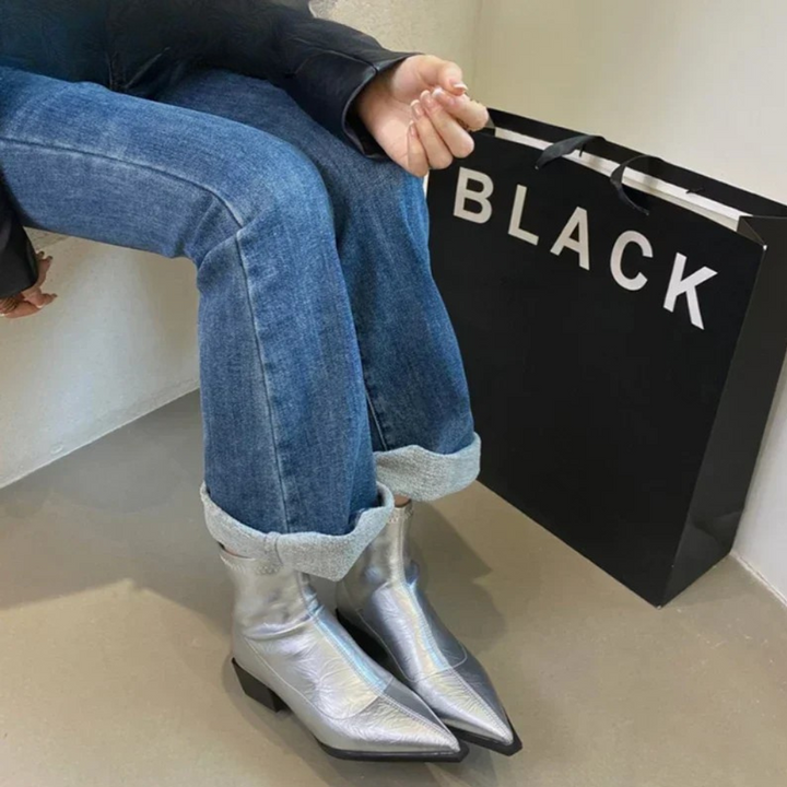 Damenstiefeletten mit spitzer Zehenform und Blockabsatz