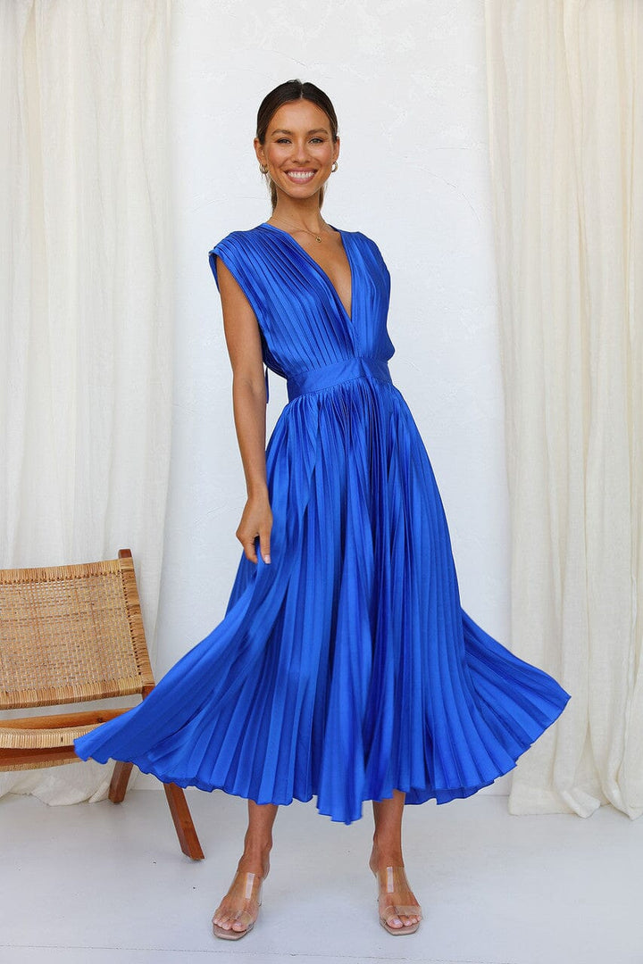 Diala schmeichelhaftes elegantes Midi-Kleid für Damen in Blau, mit einem stilvollen und schicken Design, das jede Figur betont und ideal für Sommer- oder formelle Anlässe ist.