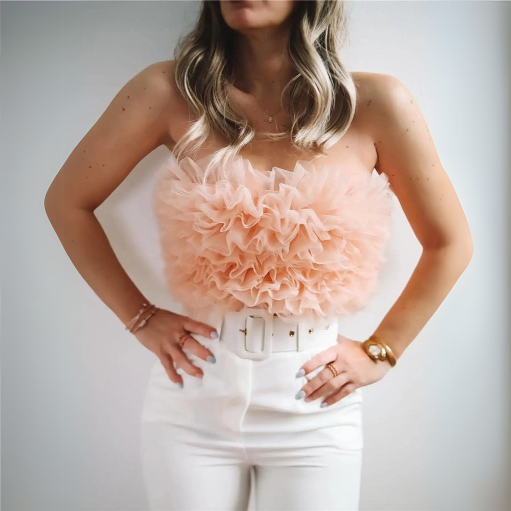 Elegantes pinkes trägerloses Top für Damen aus weichem Stoff im Studio-Look Damenoberteil