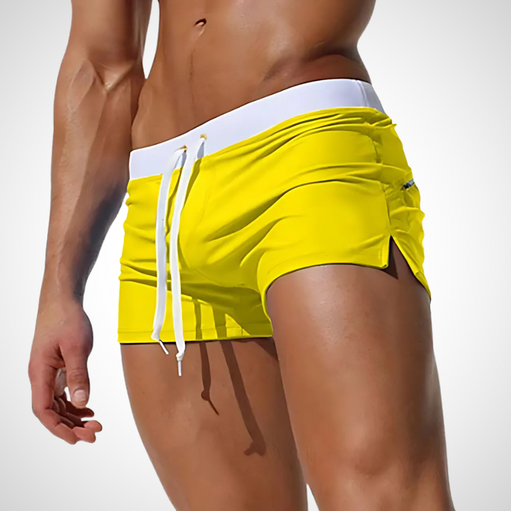 Gelbe Herren-Badeshorts aus leichtem Material als atmungsaktive Trocknende Badeshorts für heiße Tage