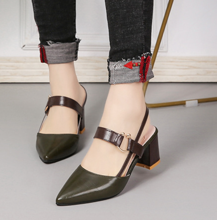 Grüne stilvolle Damenpumps schlanke orthopädische Slingback-Pumps mit Riemen und niedrigem Absatz