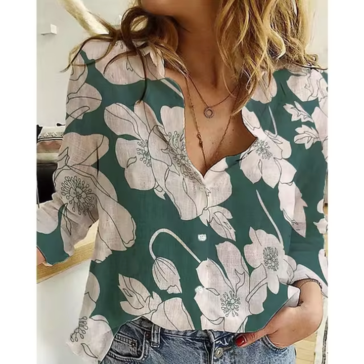 Grün-weiße Damenbluse mit naturinspiriertem Print leichte Blumenmuster-Bluse für einen frischen Look