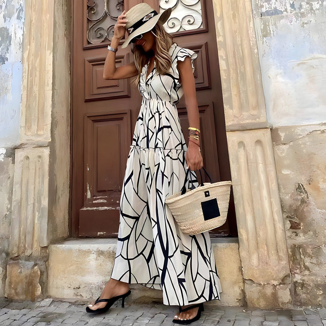 Luftiges Maxikleid für Damen mit grafischem Print in Weiß und Schwarz – ideal für Sommer und Urlaub