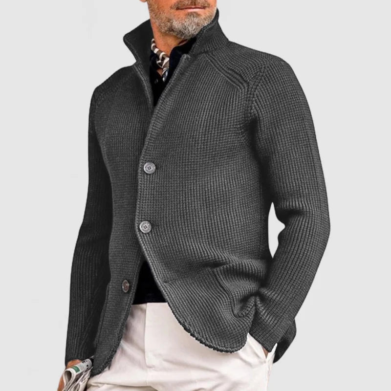 Herren-Cardigan aus Rippstrick mit langen Ärmeln und Knopfverschluss