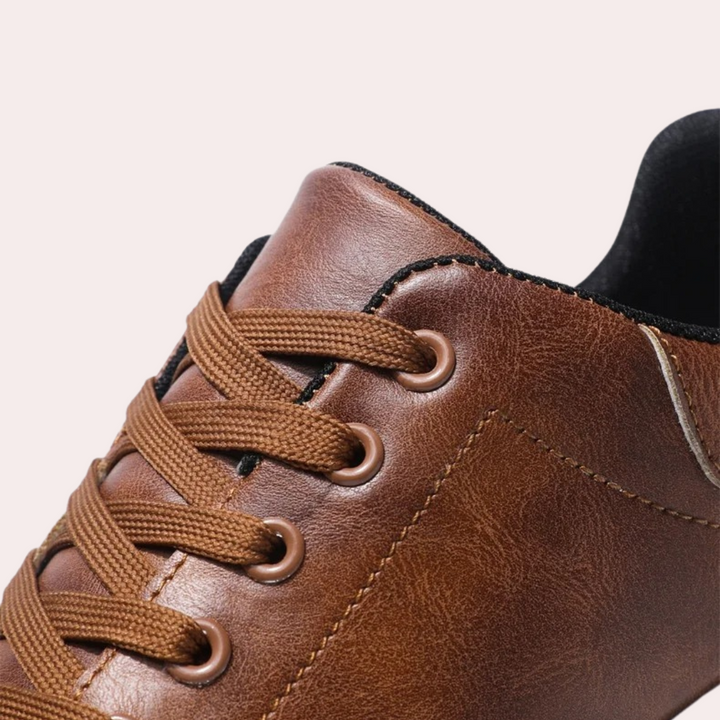 Herren Halbschuhe mit Schnürung und Gemusterter Außensohle