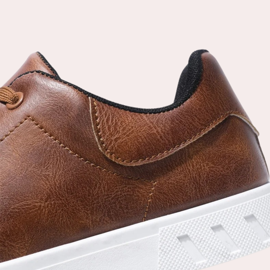 Herren Halbschuhe mit Schnürung und Gemusterter Außensohle
