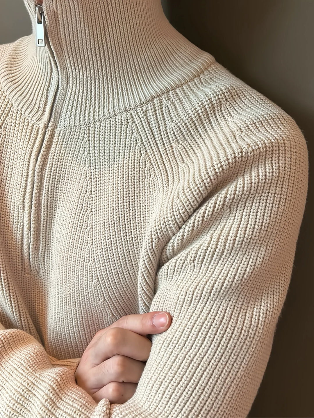 Herren Langarmpullover mit Stehkragen und kurzem Frontreißverschluss