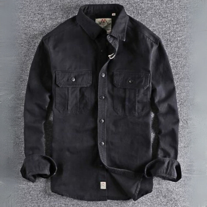 Herrenhemd mit Umlegekragen und zwei Brusttaschen