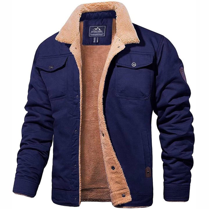 Herrenjacke mit Druckknopfleiste und Brusttaschen mit Patte