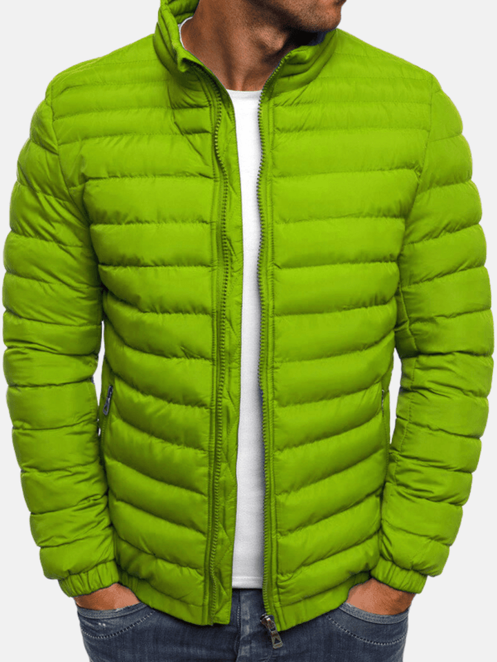 Herrenjacke mit Stehkragen und seitlichen Reißverschlusstaschen
