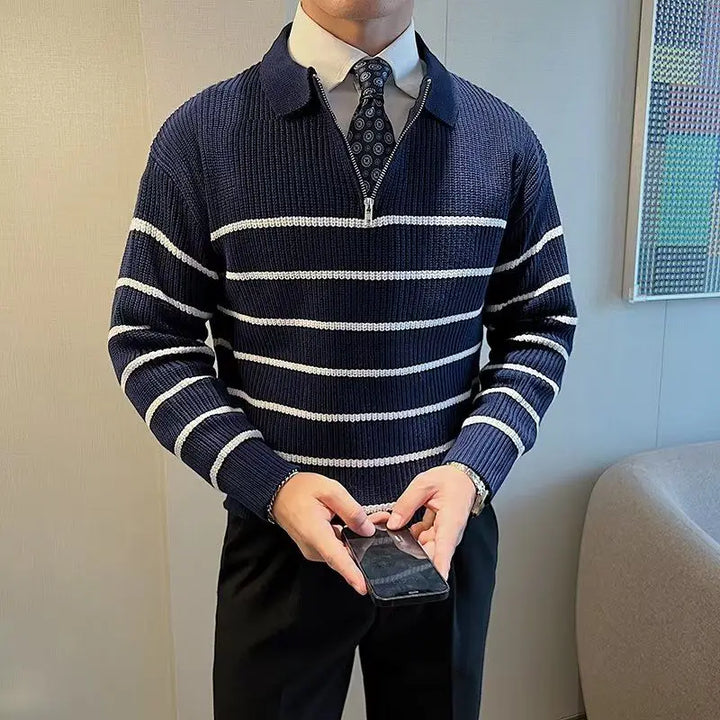 Herrenpullover mit Polokragen Reißverschluss und Streifenmuster