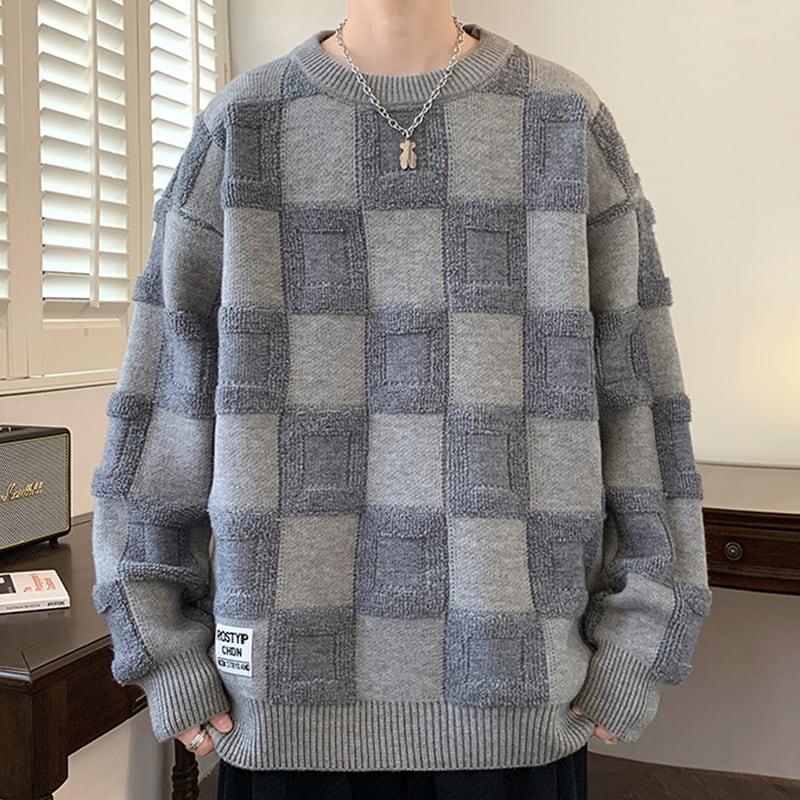 Herrenpullover mit Rundhalsausschnitt und Schachbrettmuster