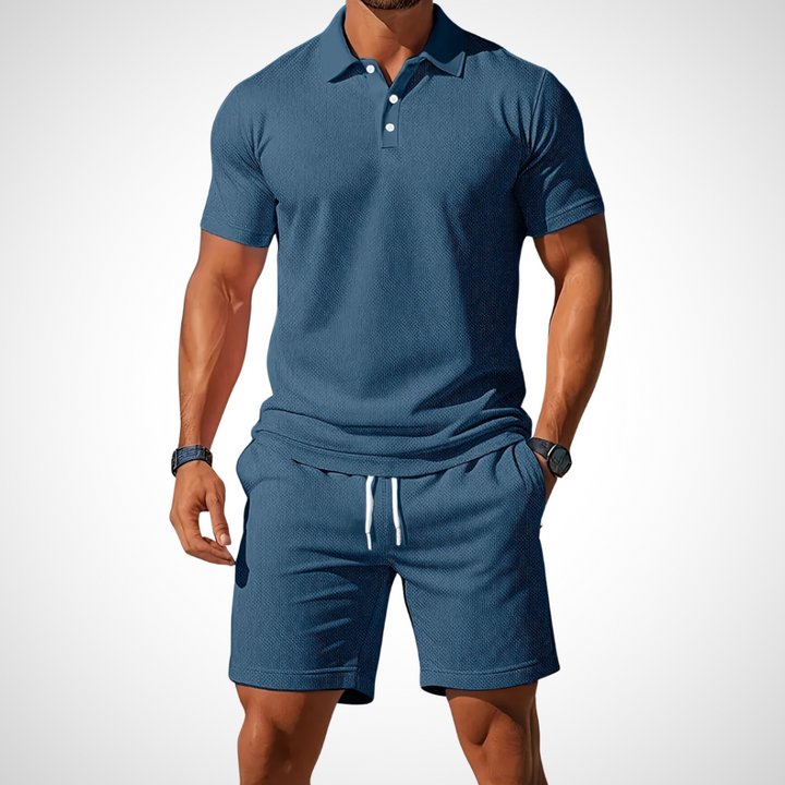Klassisches Herrenset in Blau mit Polo und Shorts – perfektes Zweiteiliges Set für Freizeit