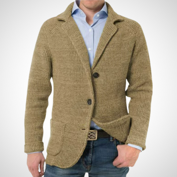 Herrenstrickjacke mit Stehkragen Knöpfen und aufgesetzten Taschen