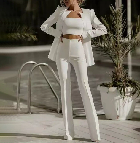 Nour Dreiteiliger Anzug mit Blazer, Top und Hose